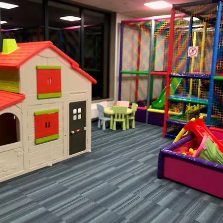 מלון Onholiday W Kolobrzegu Poleska 3*