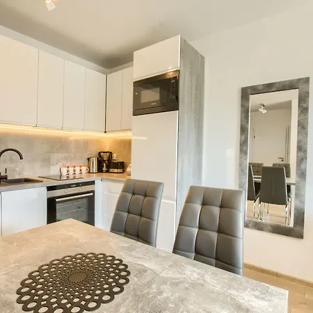 מלון Onholiday W Kolobrzegu Poleska סיאנוז'טי